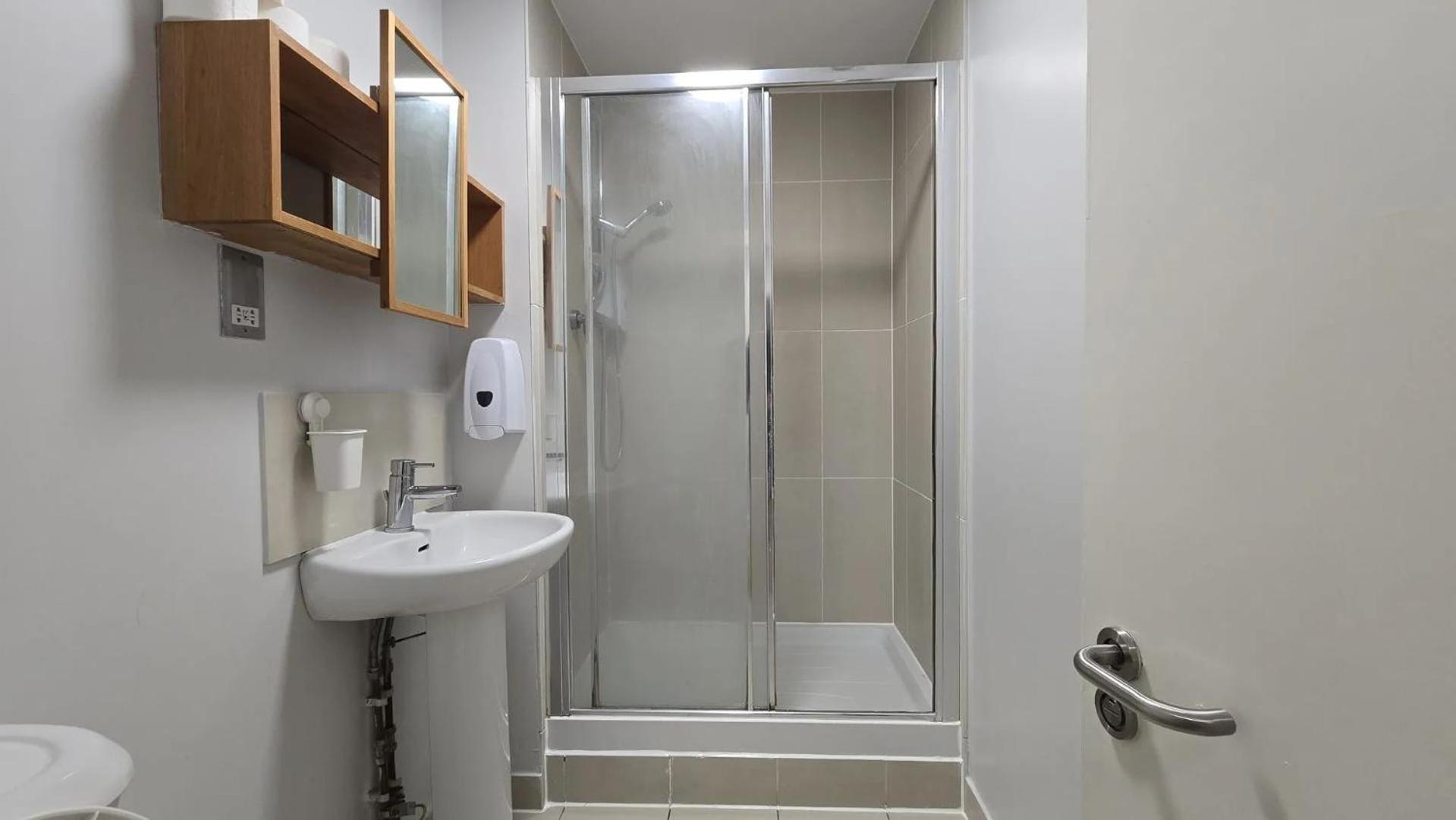 Westciti Chatsworth Road Apartments Кройдон Екстер'єр фото