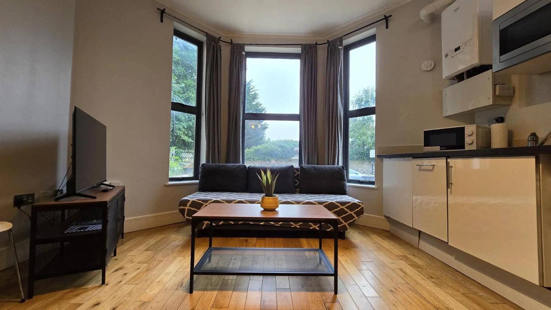 Westciti Chatsworth Road Apartments Кройдон Екстер'єр фото